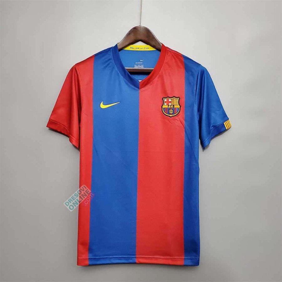 Barcelona Home 06-07