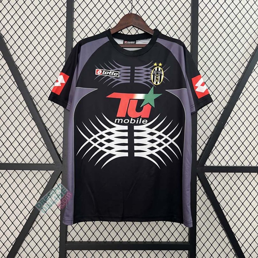 Juventus 01/02 GK Black