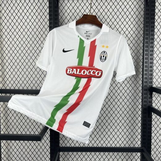 Juventus Away 10/11