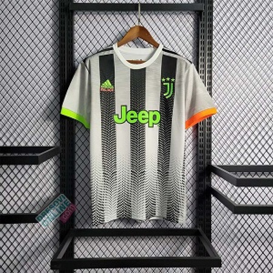 Juventus x Palace