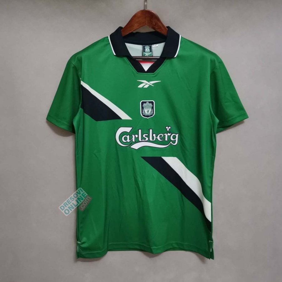 Liverpool 99/00 Away