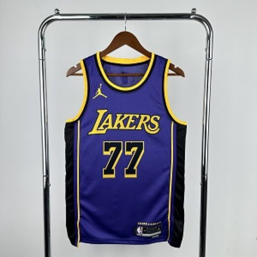 Los Angeles Lakers Statement 24/25