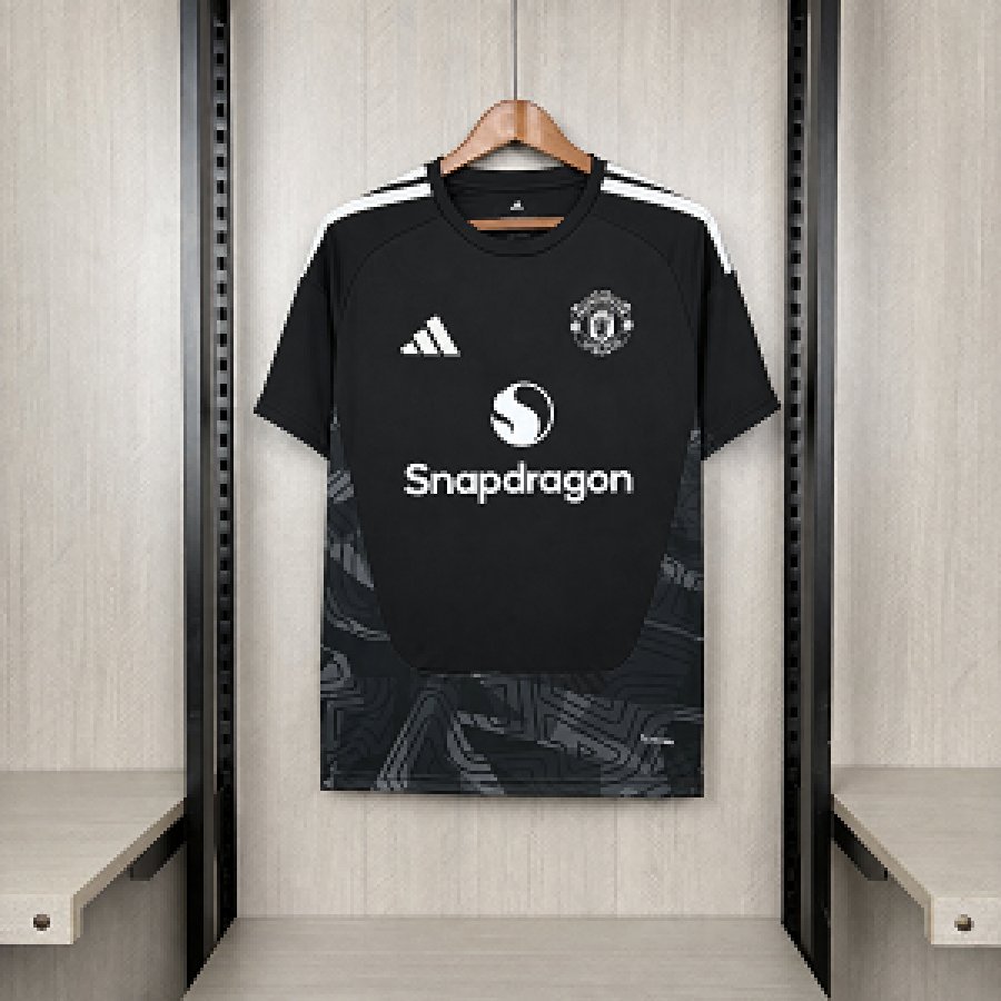 Manchester United GK Black 26/27