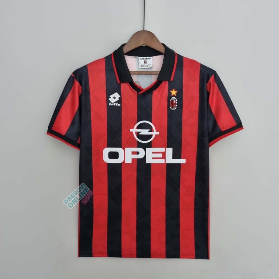 Milan 95-96 Home