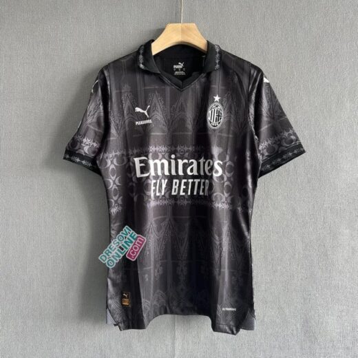 Milan Pleasures Black
