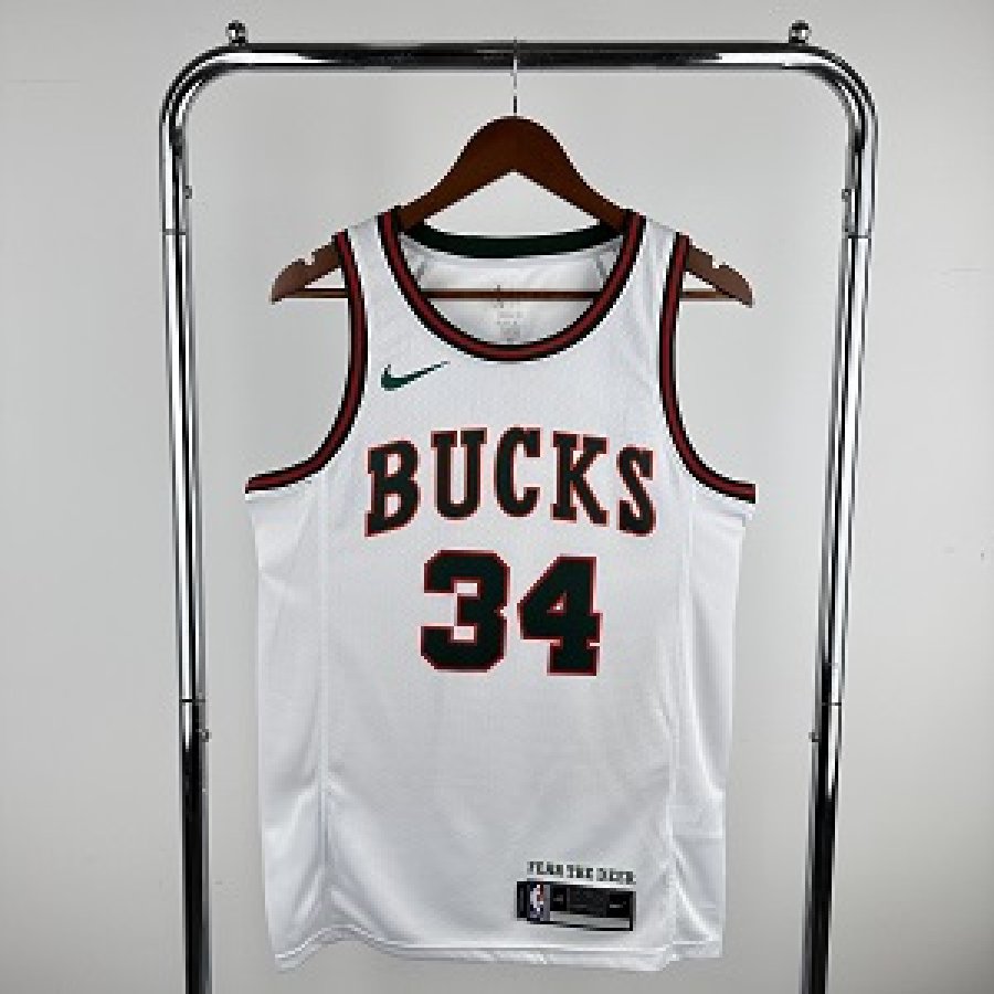 Milwaukee Bucks Classic 17/18