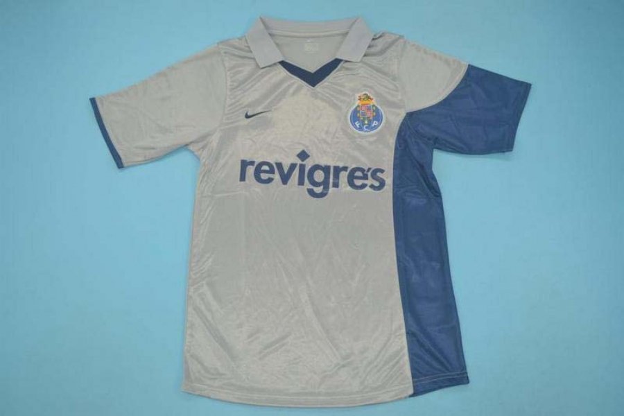 Porto Away 01-02