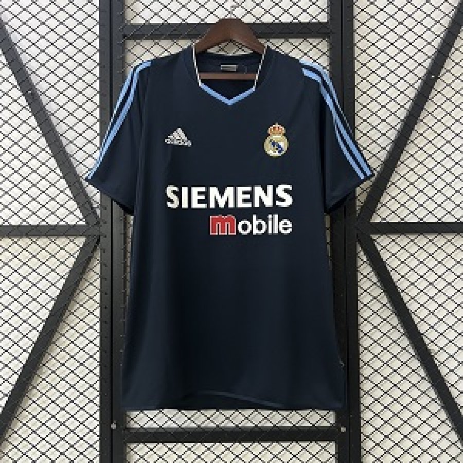 Real Madrid 03/04 Away