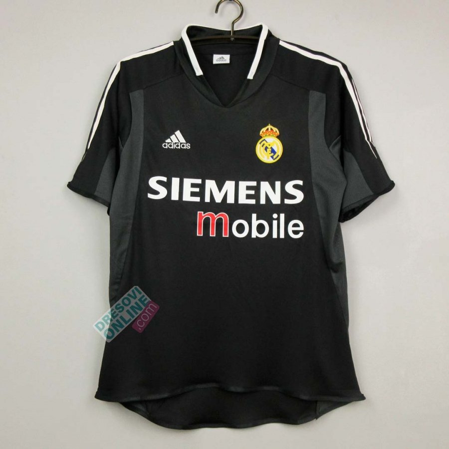Real Madrid 04-05 Away