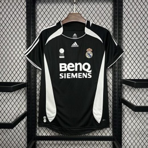 Real Madrid 06/07 Away