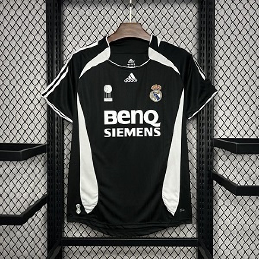 Real Madrid 06/07 Away