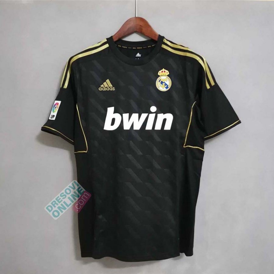 Real Madrid 11-12 Away