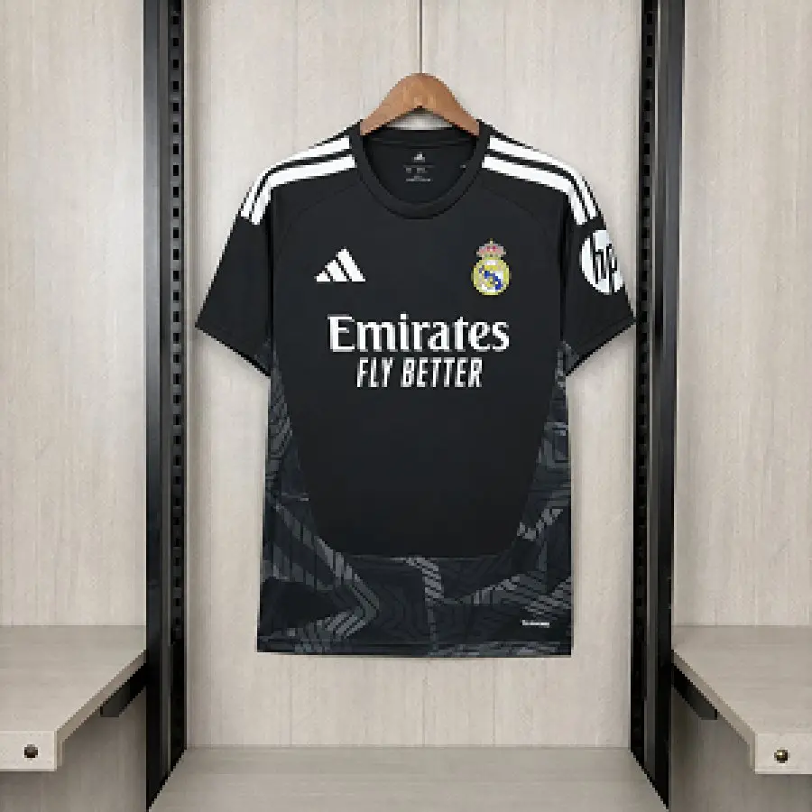 Real Madrid GoalKeeper (black) 26/27
