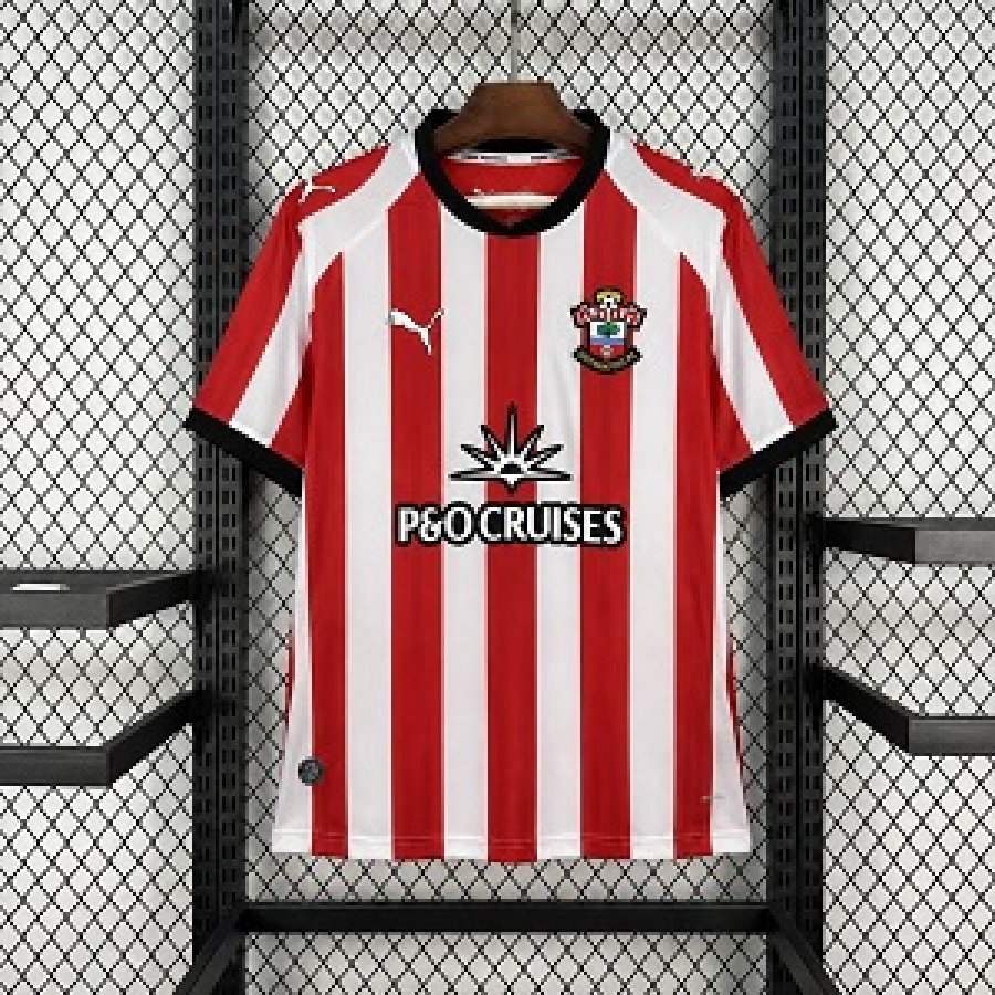 Southampton Home 26/27