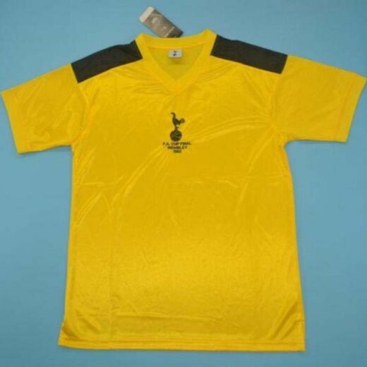 Tottenham 81-82 Away